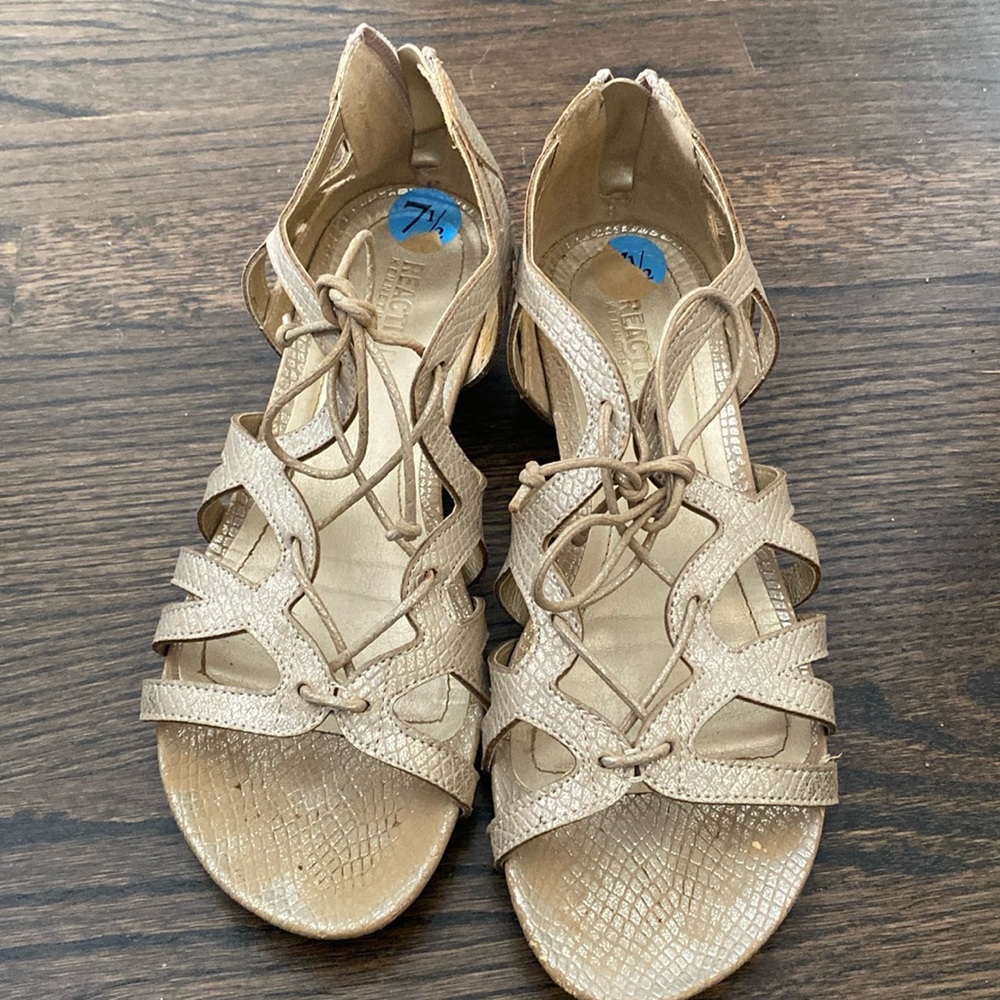 Kenneth Cole Reaction Sandals size 7.5